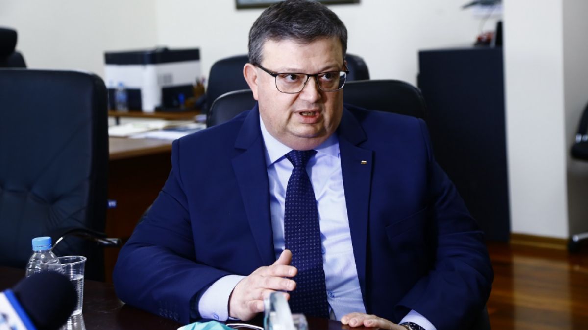 Цацаров с последни новини за исковете срещу Васил Божков 