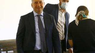 Санитарен кордон за „дерибеите“