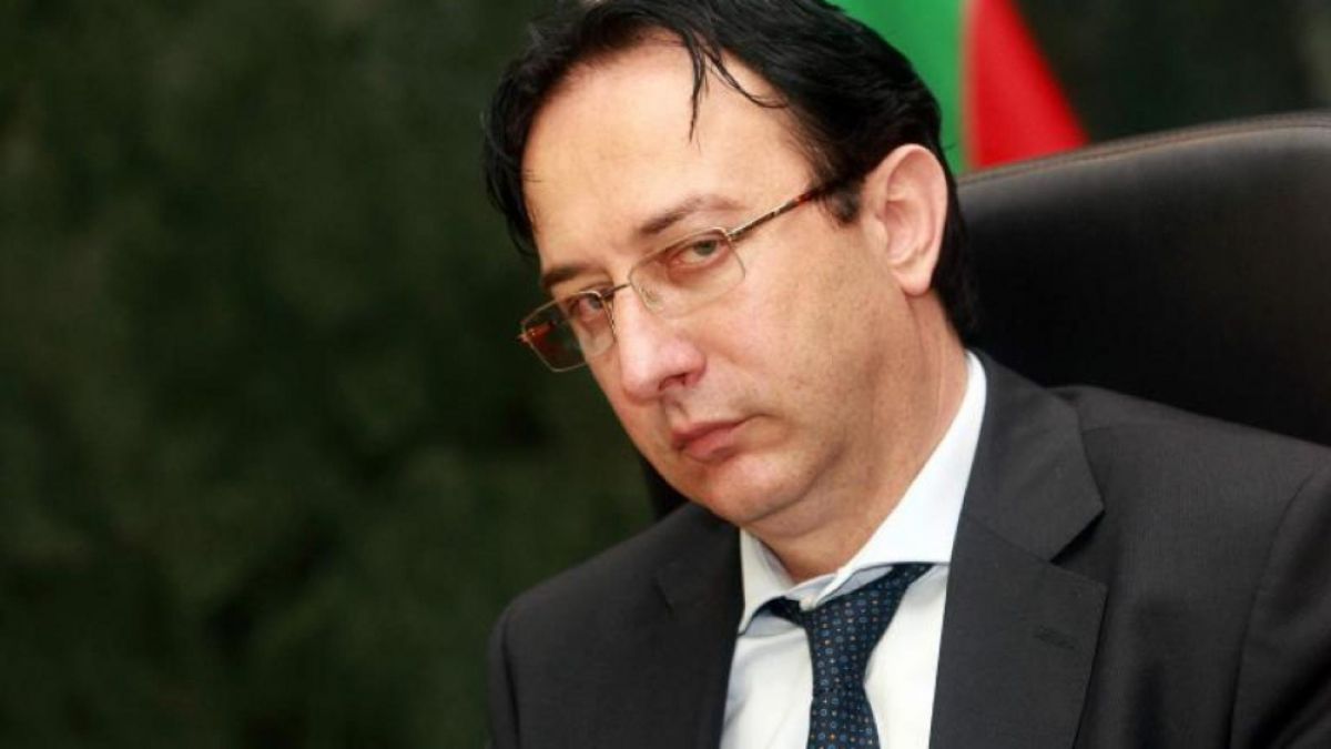 Роман Василев с остра атака срещу президента Радев