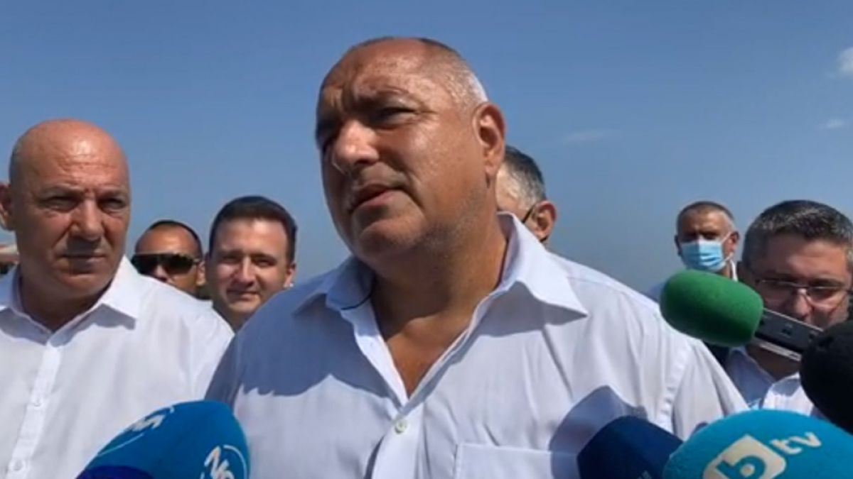 Борисов посече Радев за ченгеджийските номера, но призна за какво му завижда ВИДЕО
