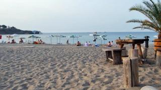 Писъци на умряло огласиха плажа в Поморие