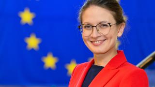Цветелина Пенкова: Водещата Комисия по регионално развитие в ЕП одобри финансирането на газови проекти със средства от Фонда за справедлив преход