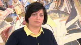 Диана Русинова: Обадете ми се, ако не ви пуснат навън за неплатена глоба