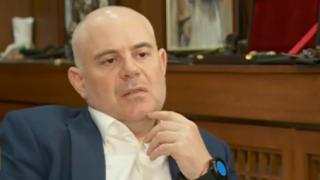 Главният прокурор: Президентът се нареди в редицата на Иван Костов, не правим компромис нито с Черепа, нито със зам.-министри и антимафиоти