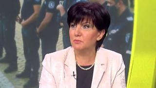 Караянчева попари мераците на президента да събори правителството ВИДЕО