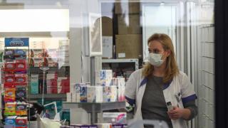 Българи в истерия за лекарства срещу COVID-19