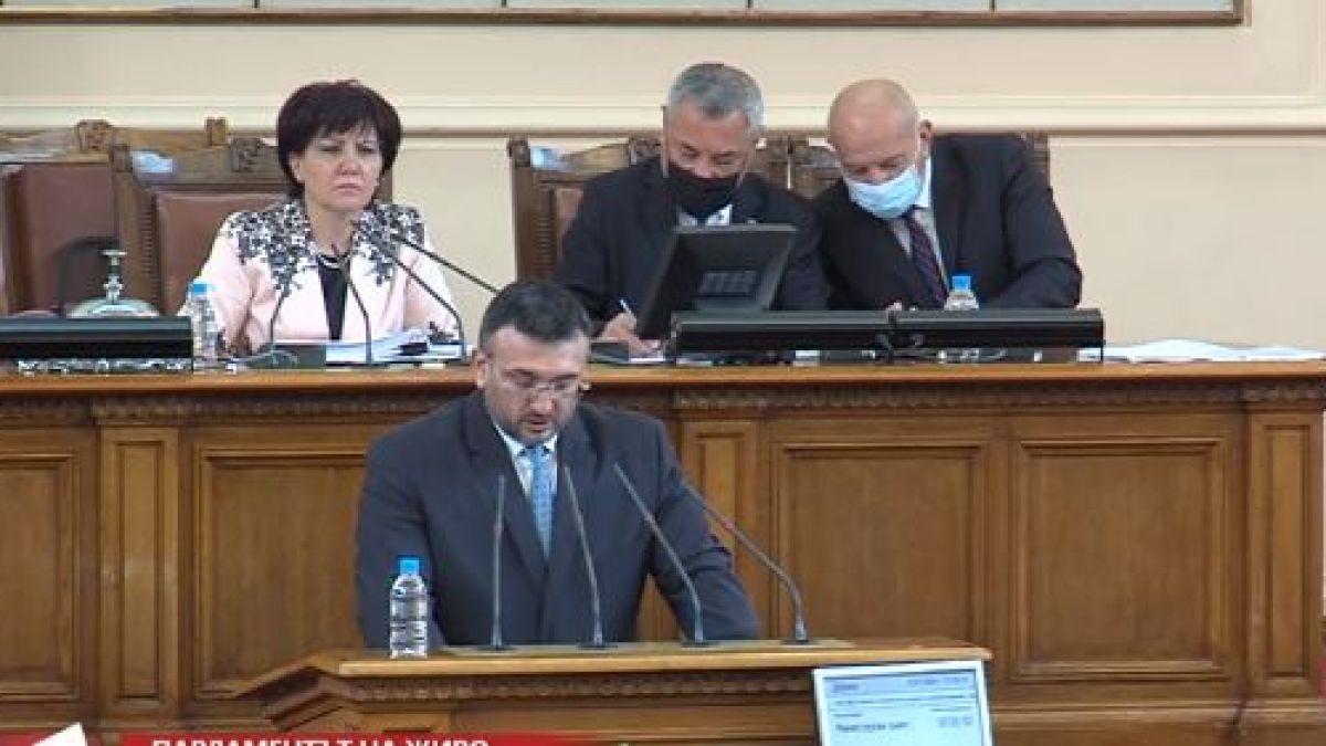 Министър Маринов разкри страшни детайли от кървавия щурм в София