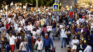Отровното трио сипе закани за кръв: Ако няма оставка днес, утре ще бъдат смлени