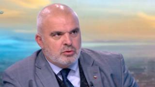 Манев: Кога прокуратурата пречи на Радев? Когато негови хора са разследвани