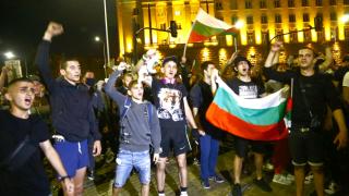 Две от протестиращите, направили нещо невиждано преди дни, проговориха ВИДЕО