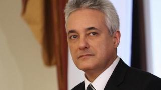 Голям скандал с посланика ни в Лондон, държавният чиновник излязъл на протест