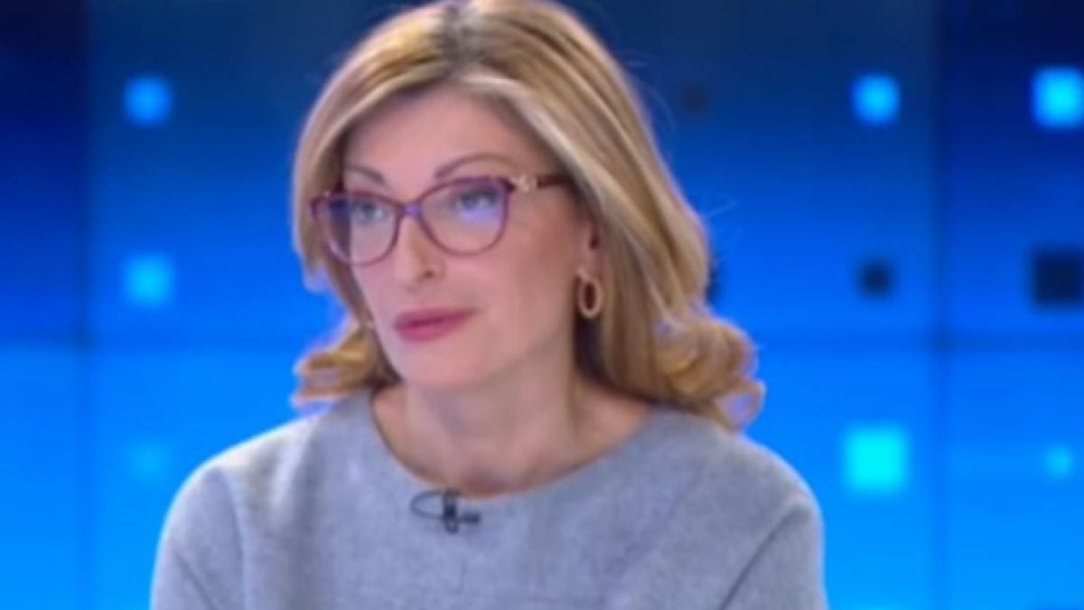 Захариева: БСП да пришива корупцията към нас е малко нахално