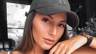 Алекс Петканова шокира със СНИМКИ 18+ и с малки гърди