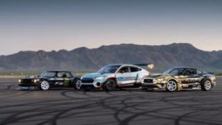 Изцяло електрическият Mustang Mach-E 1400 извежда моторния спорт и дрифта към нови нива