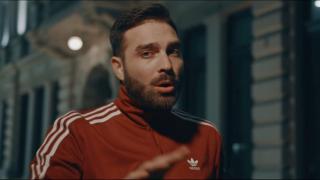 Тото от "СкандаУ" се провали, наложи му се да преглътне... СНИМКА