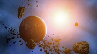 NASA предупреждава за голям астероид, летящ към Земята