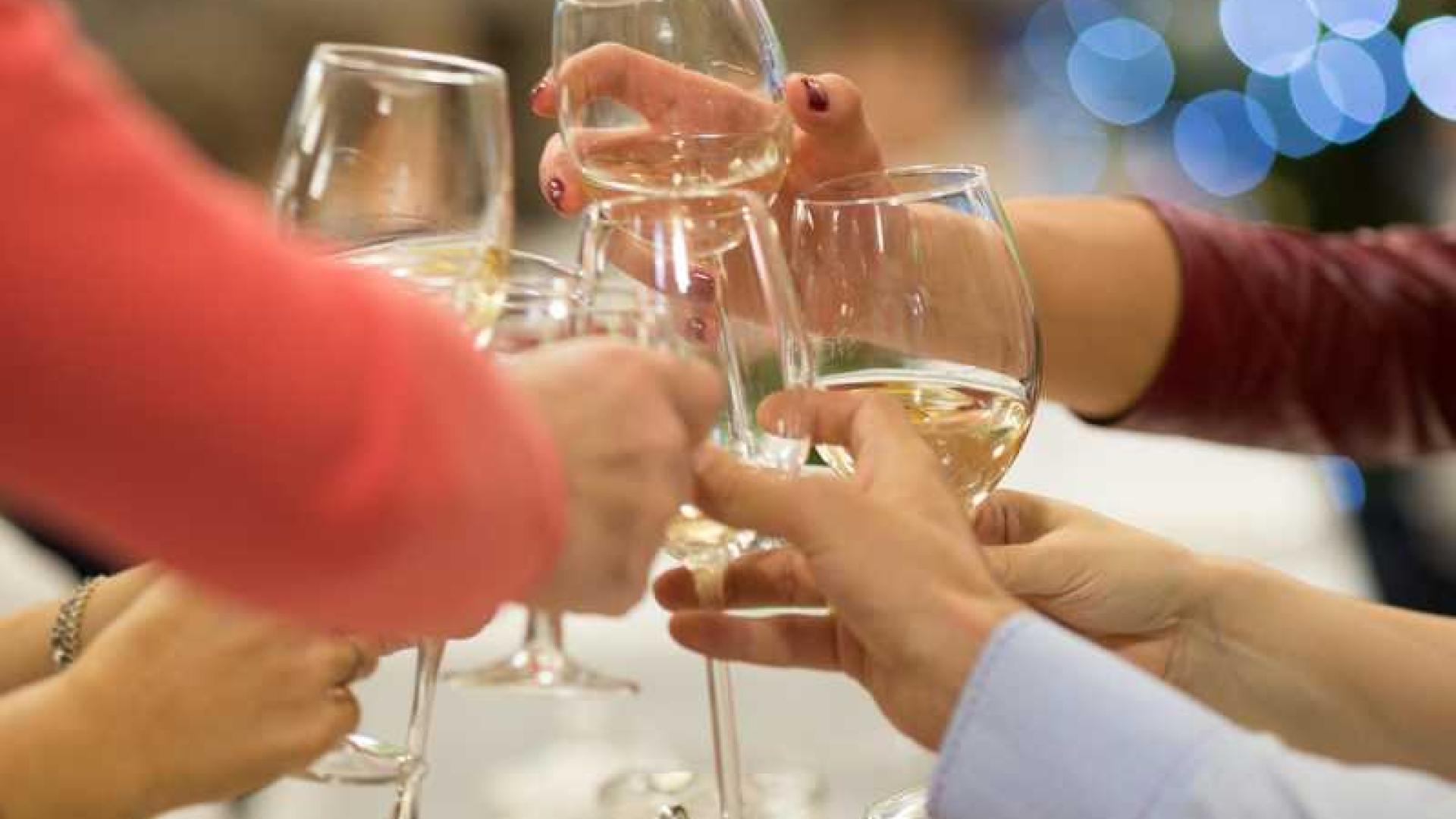 Препоръчани! Тези видове алкохол спират стареенето