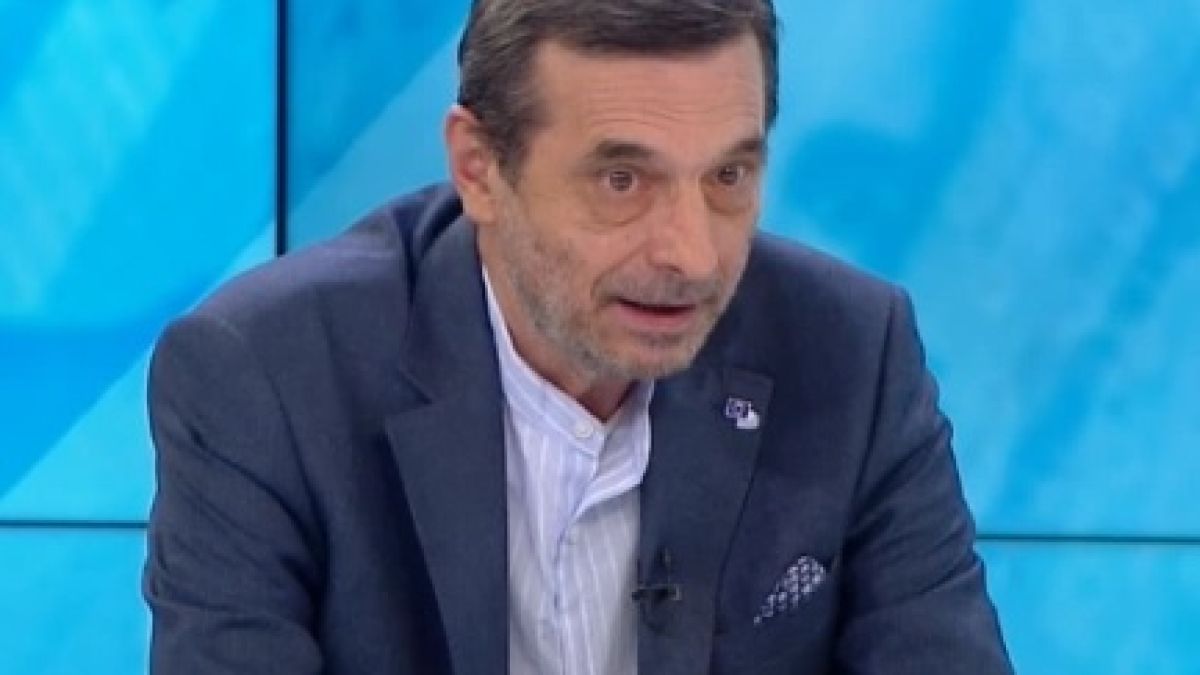 Димитър Манолов иска отпадане на данъка от минималната заплата 