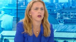Новият министър на туризма започна да раздава пари, отпуска 55 млн. лв. за...
