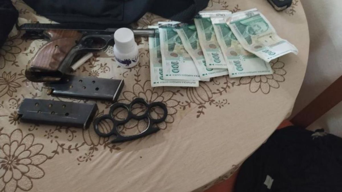 Зрелищни СНИМКИ от арест на бургаски батки в Поморие