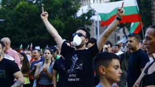 Доц. Гълъбов: Протестиращите няма да спечелят нищо от оставката на Борисов, нека си припомнят за Качакова