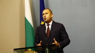 Британски военен експерт за Радев: Русия иска диктатор в България 