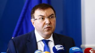 Здравният министър със спешна мярка заради бума на К-19 у нас!