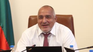 Авторите на „Корона, чао“ с нов хит на български и послание към Борисов ВИДЕО