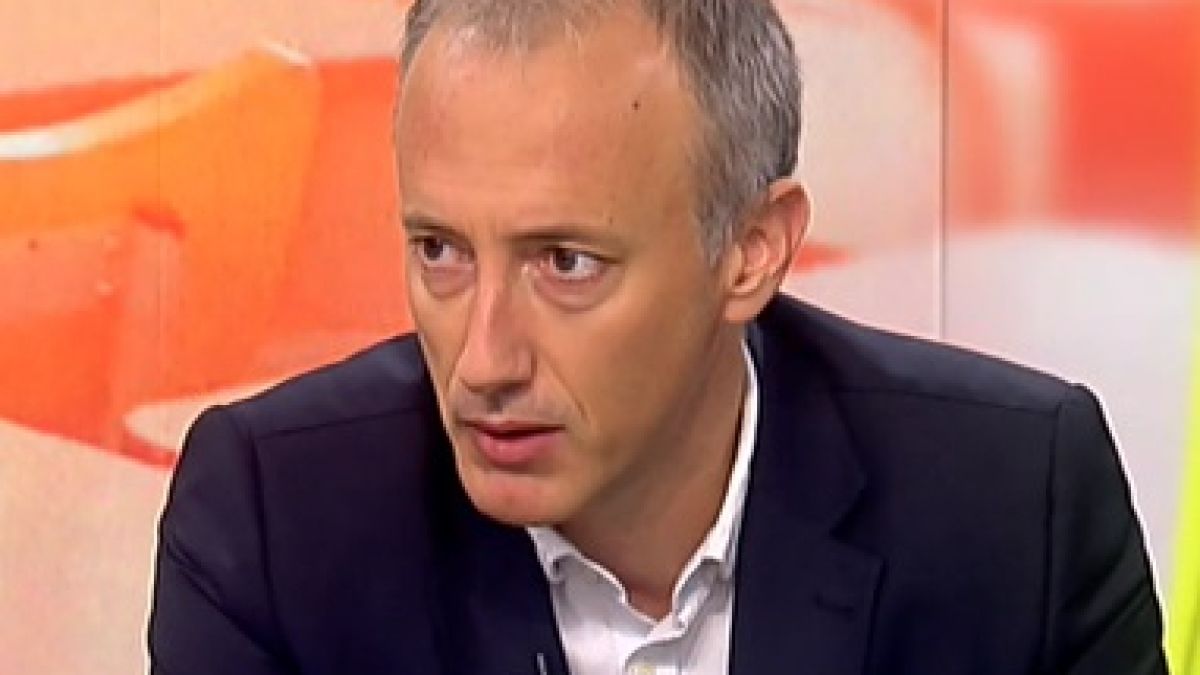 Вълчев съобщи важна новина, касаеща всички ученици ВИДЕО