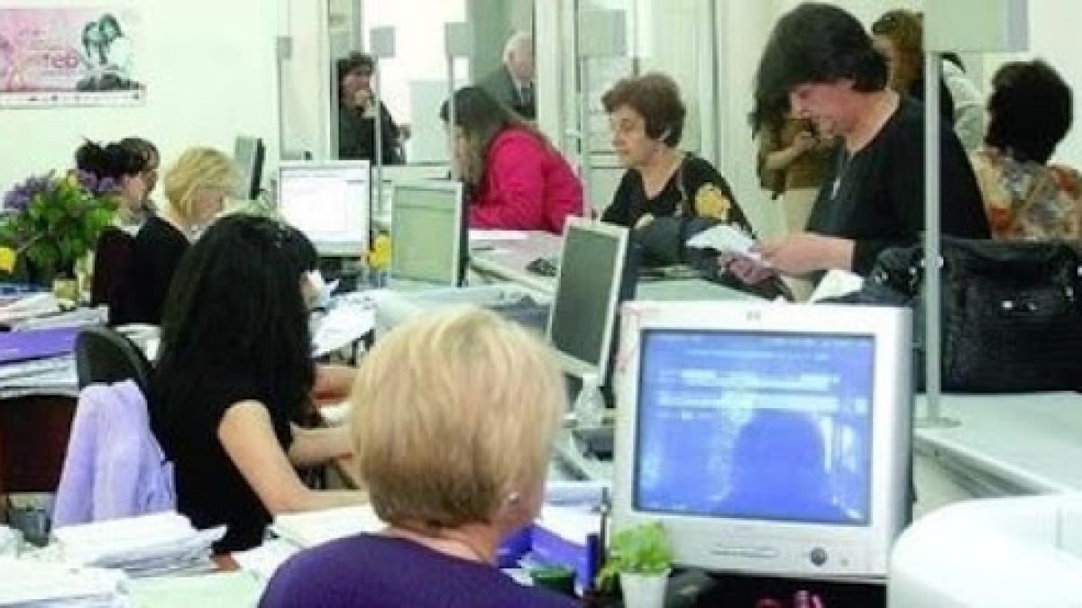 Всички български чиновници ликуват след тази новина 
