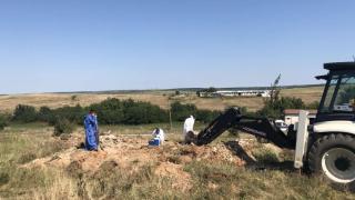 Двама прокурори и Ревизоро на спешна проверка заради пестициди край Плевен