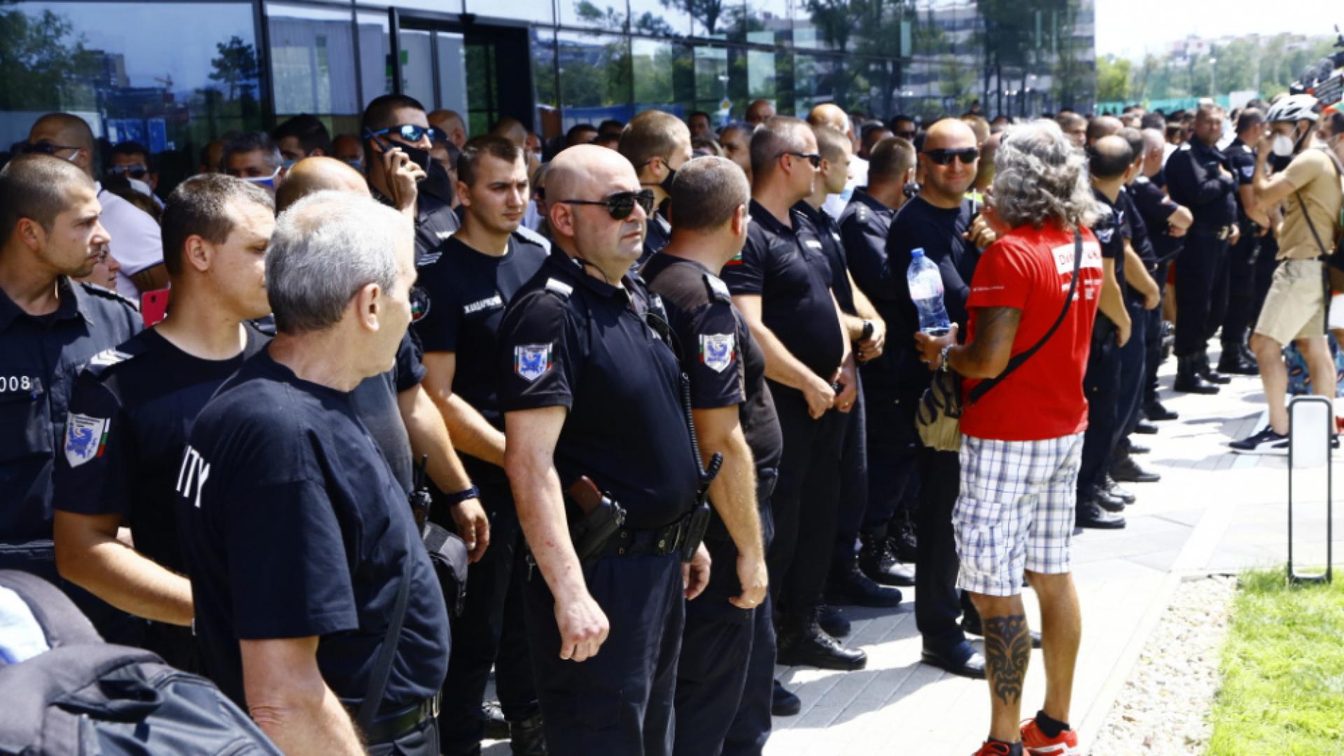 София Тех Парк с позиция за екшъна с Полина Паунова