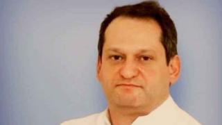 В Австрия се прекланят пред наш лекар