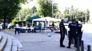 Мрежата ври и кипи за разчистването на София от блокадите, палатки вече ще има само на 1 място СНИМКИ