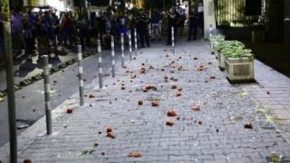 СДС с гневен коментар след безобразията на протестиращите срещу централата на НФСБ