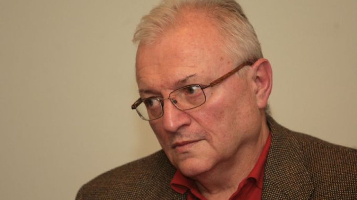 Валери Найденов за протестите: Прави се опит за преврат от тъмни сили!