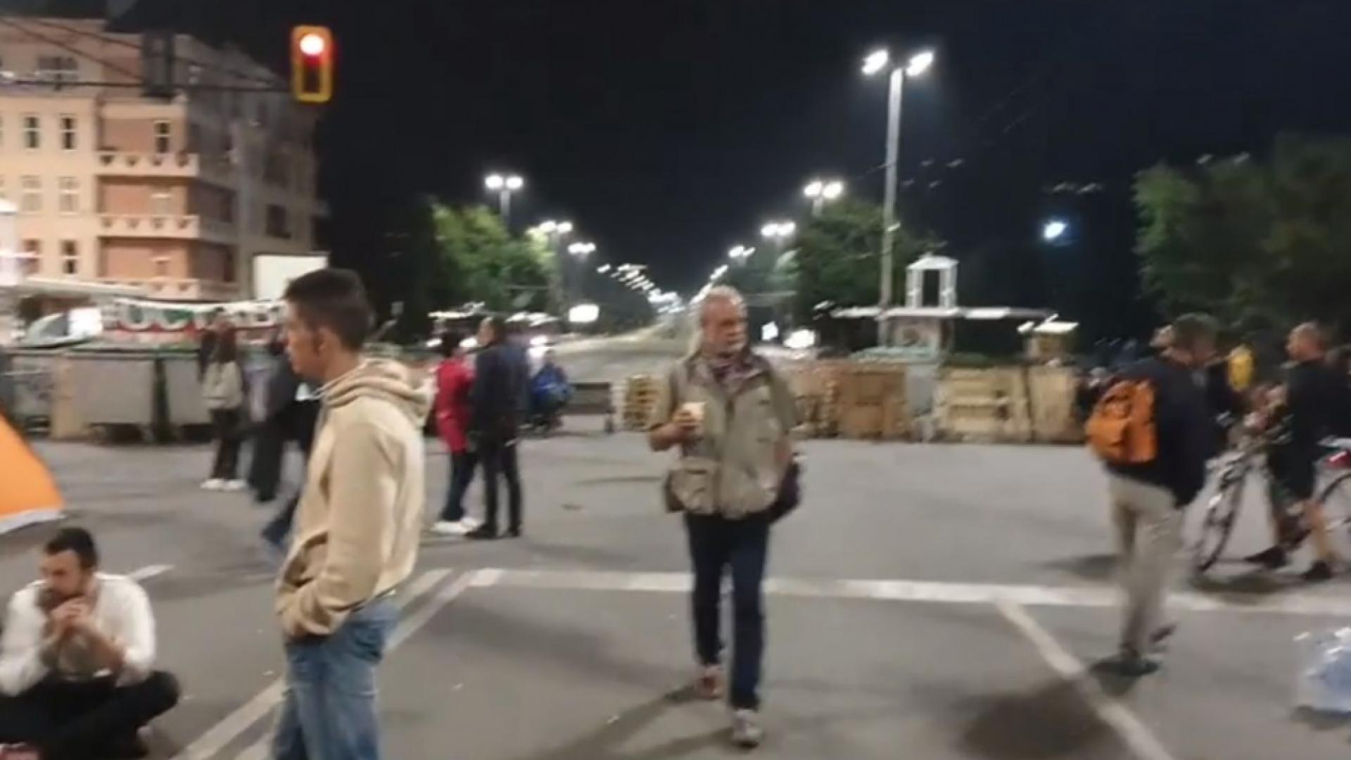 Извънредни новини от СДВР за блокадите, протестиращите събирали стъклени бутилки и се канили да... ВИДЕО
