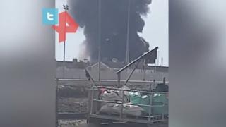 Огромен пожар край известно пристанище във Великобритания ВИДЕО 