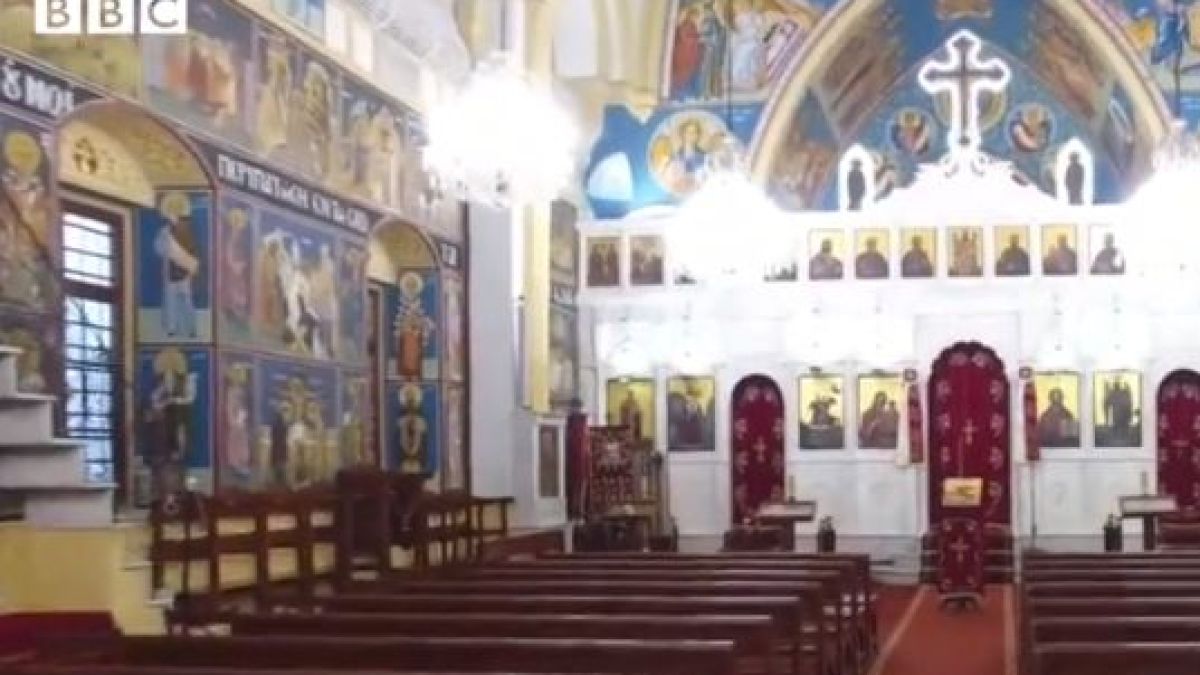 След взрива: Истинско чудо се случи в православен храм в Бейрут ВИДЕО 
