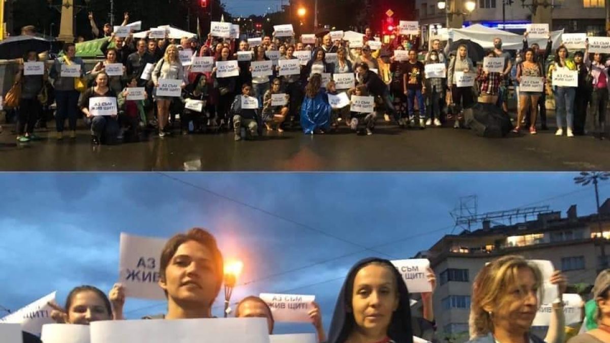 Скандално: "Боец" призовава жените да застават като щит пред бусовете 