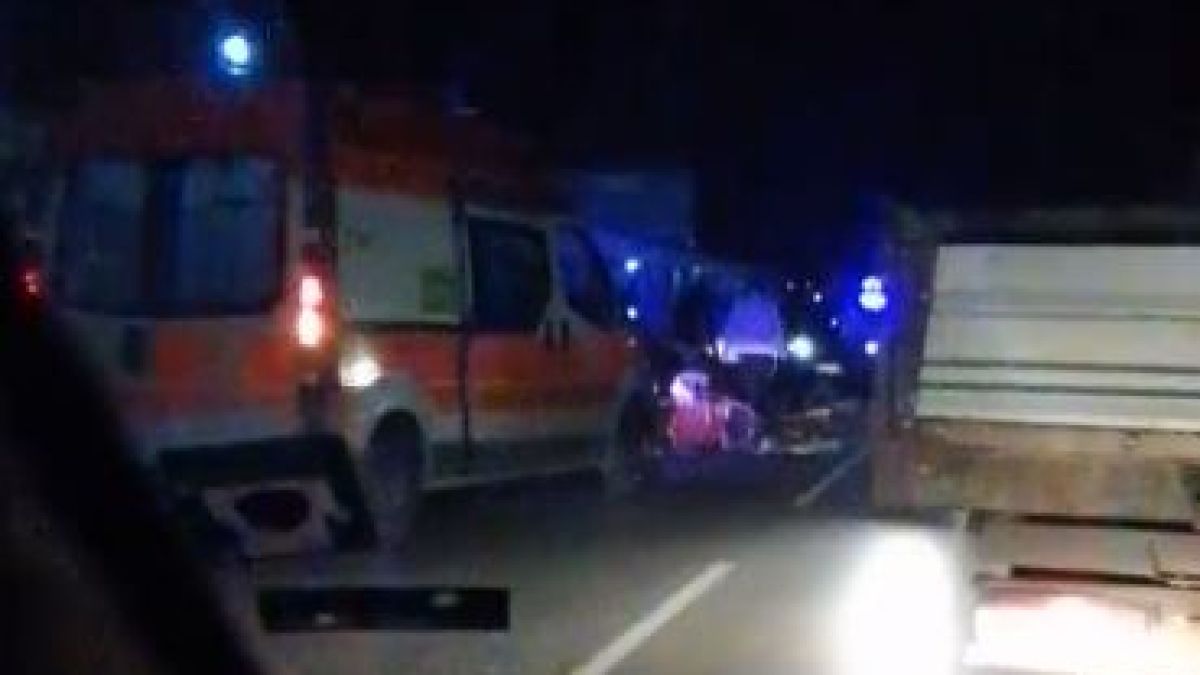 Първо в БЛИЦ! Вой на сирени в циганска махала в София  ВИДЕО 