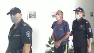 Първа СНИМКА на свирепия убиец Стоян, заклал авера си по чашка с джобно ножче