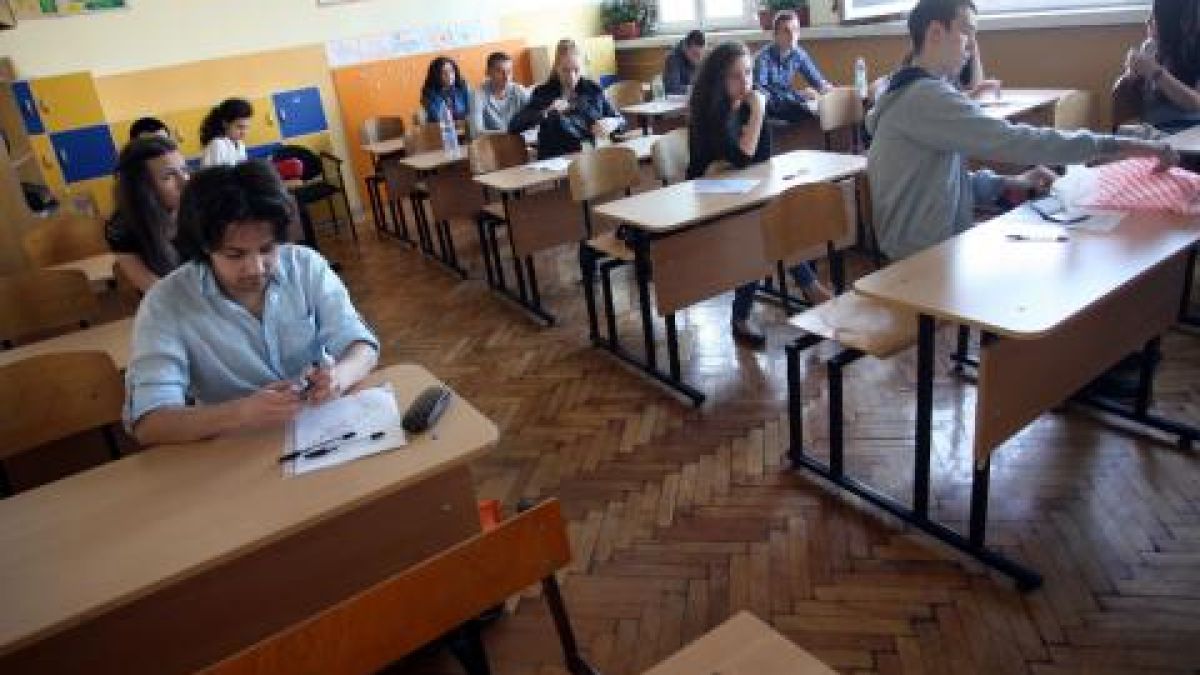 За първи път: Нов предмет за 11-и клас от тази година