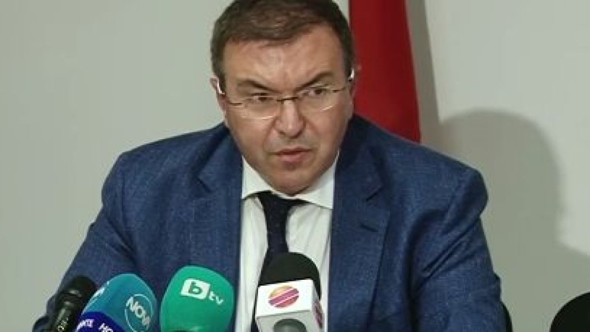 Здравният министър с извънредни новини за коронакошмара в Пазарджик 