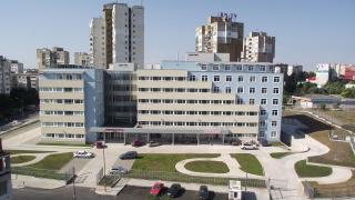 ДКЦ „Бургасмед“ с пробовмезане за експресен PCR тест за COVID-19 и през събота и неделя