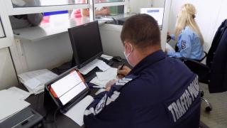 Внимание, шофьори! KAT попари над 42 000 с електронни фишове от началото на юни