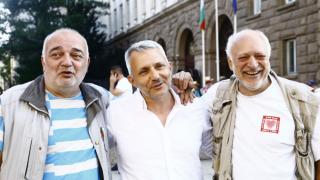 Евгений Михайлов изригна срещу безпомощните брътвежи на "Отровното трио" и президента 