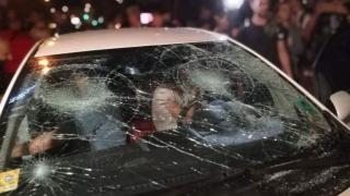 Атлантическият съвет: Потрошената от вандали кола стана символът на подменения протест