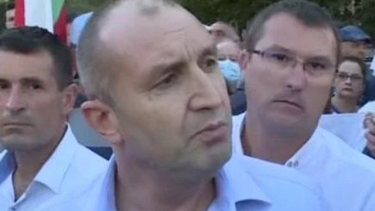 Петко Симеонов попиля Радев: Държавният глава подкрепя гражданско неподчинение 
