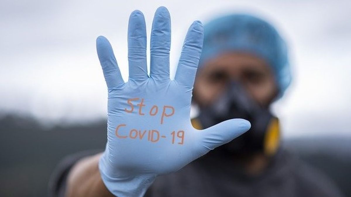 Продължава тенденцията новите заразени с COVID-19 у нас да намаляват, при това с много тестове